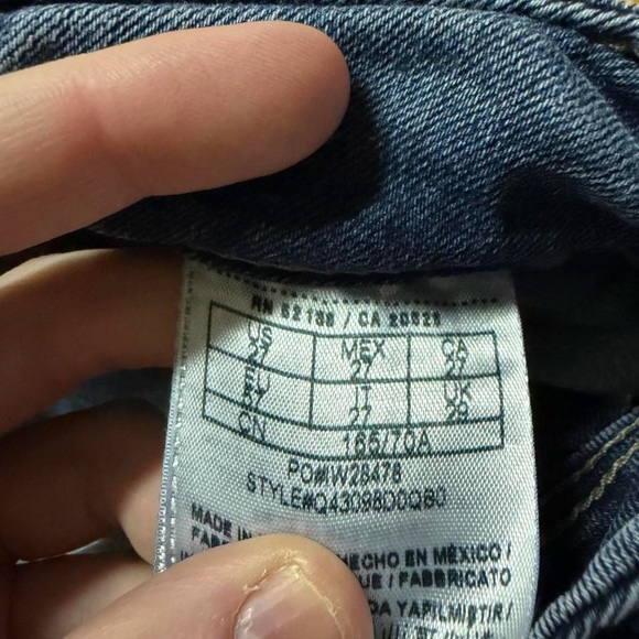 Vintage Y2K GUESS Medium Rise Skinny Jeans w/ Diamond Logo ✨ - Picture 3 of 8